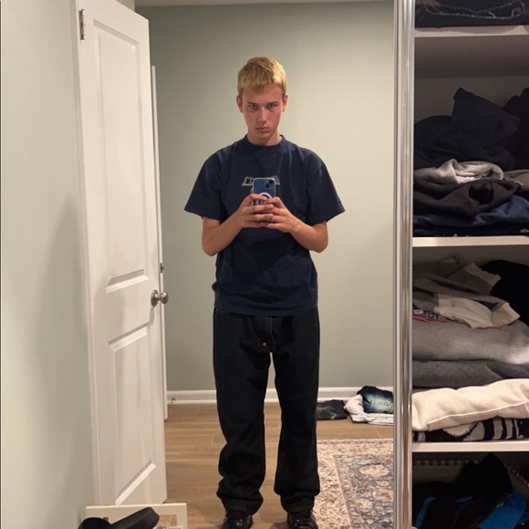 Meet your Posher, Alex - Picture 4 of 4